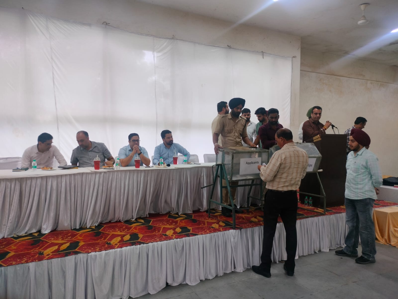 GMADA conducts numbering draw for Aerocity SCOs and Bay Shops.